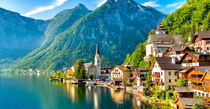 Hallstatt: Masal Gibi Bir Göl Kasabası