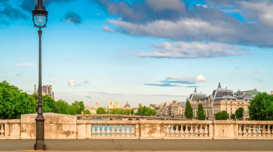 Paris Turu ( Sömestr Tatili & Ramazan Bayramı )