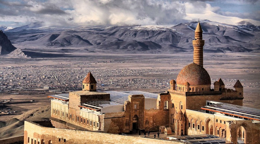 Uçakla Doğu Anadolunun Gizli Hazineleri Turları