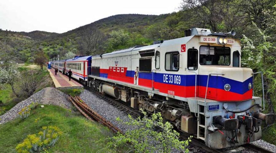 Yenice `den Karabük `e Tren ile, Batı Karadeniz `in Keşfedilmemiş Güzellikleri