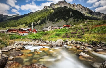 Uçakla Karadeniz Yaylalar Rüzgarı ve Batum Turları (Samsun başlar, Samsun biter)