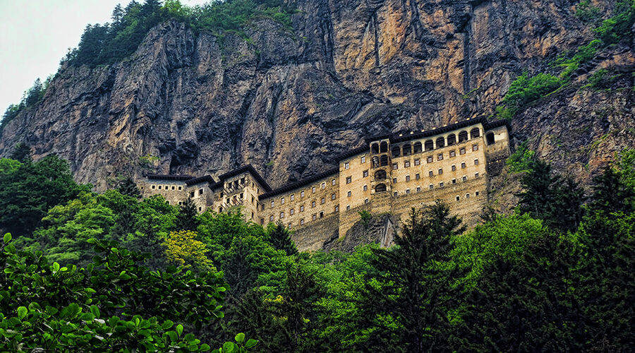 Uçakla Karadeniz Yaylalar Rüzgarı ve Batum Turları (Trabzon başlar, Trabzon biter)