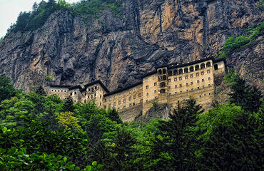 Uçakla Karadeniz Yaylalar Rüzgarı ve Batum Turları (Trabzon başlar, Trabzon biter)