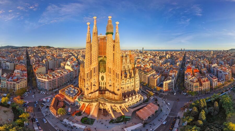 Kurban Bayramı Dönemi, Barcelona Turu