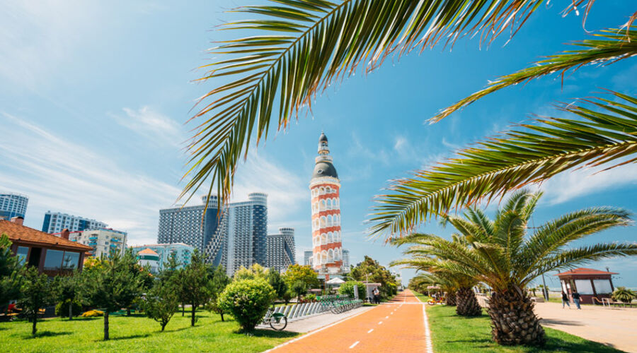 Uçakla Gürcistan-Batum & Ayder Yaylası Turu ( Trabzon başlar, Rize biter )